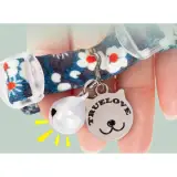 Collier pour chat floral porté par un chat - clochette