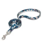 Laisse TrueLove TLL3113 coloris bleu avec imprimés de petites fleurs blanches