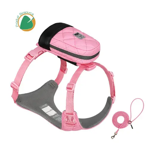 Ensemble complet pour chien avec harnais ergonomique rose, sacoche clipsable et laisse assortie en matériaux biosourcés